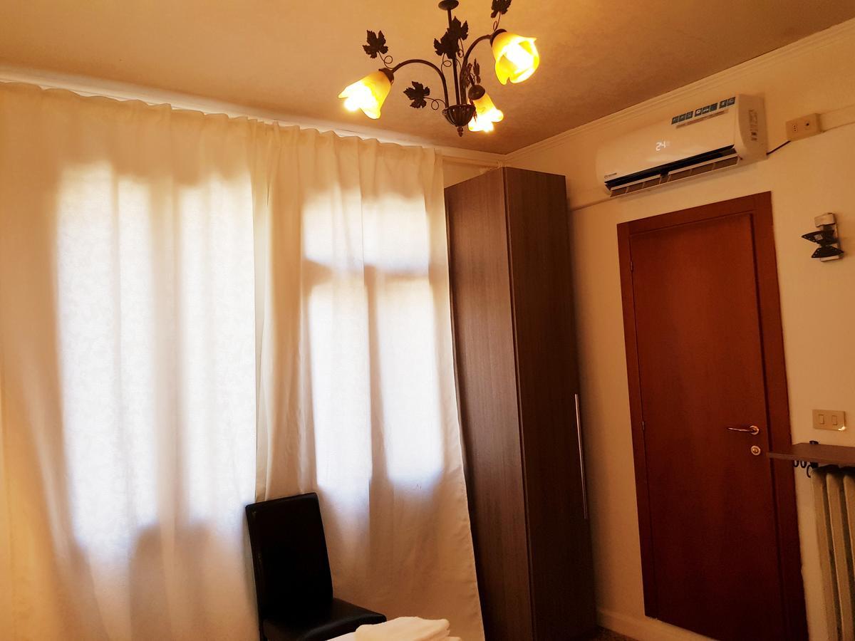 Residenza Ponte Degli Scalzi Wenecja Zewnętrze zdjęcie
